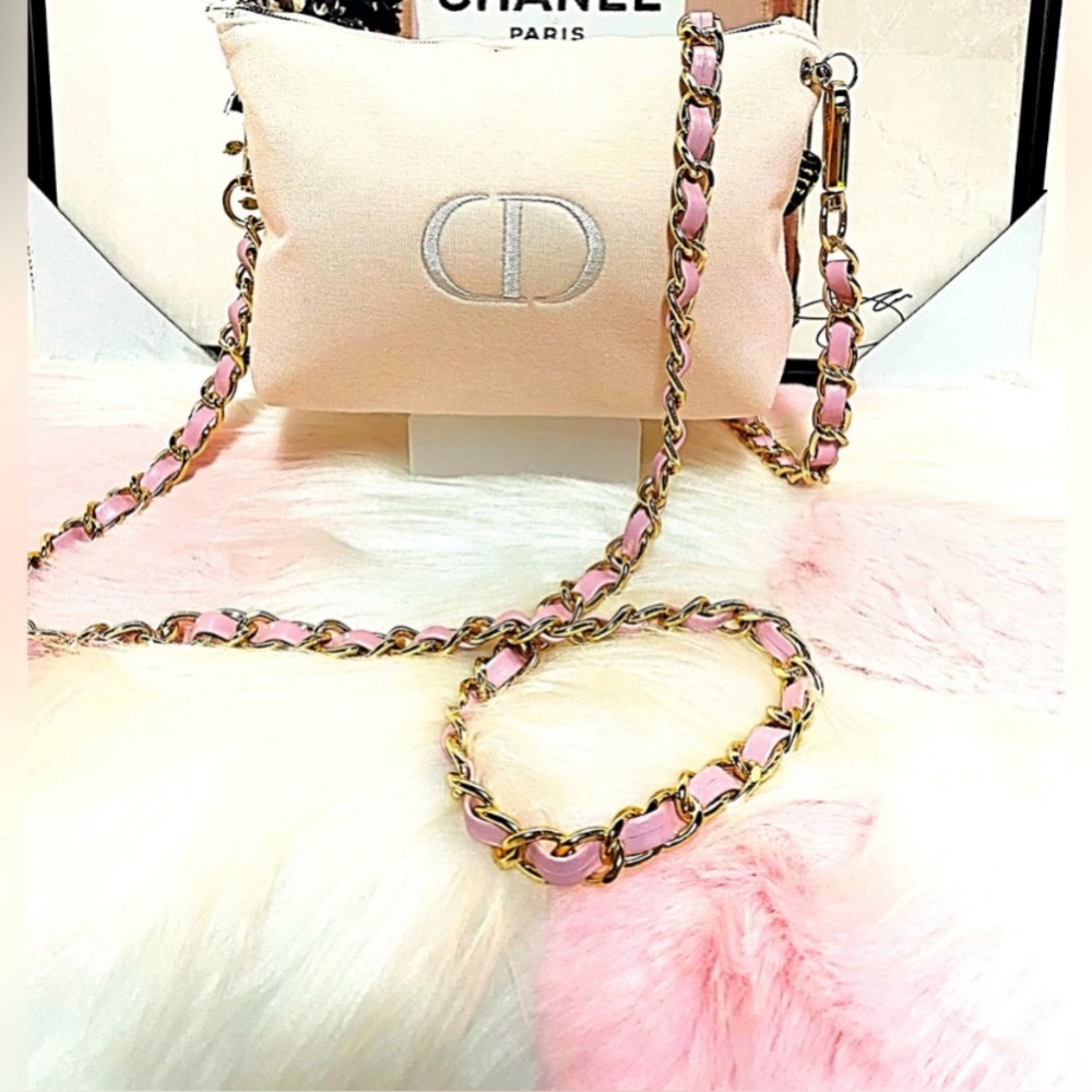 🔥NWOT CHRISTIAN DIORS COSMETIC BAG PINK CHAIN CROSSBODY BAG